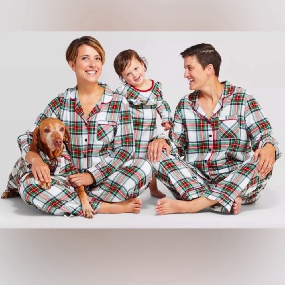 Men’s Wondershop @ Target 2-Piece holiday Pajama Set, multiple sizes‎